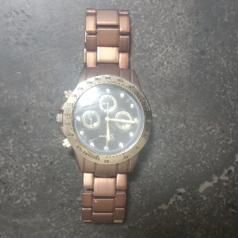 Geneva Watch - Picture 5 of 5